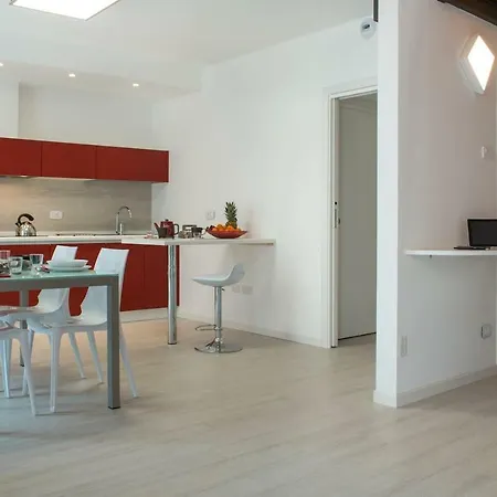 Apartment Newcastle Sul Lario Box Como Lake Mandello del Lario