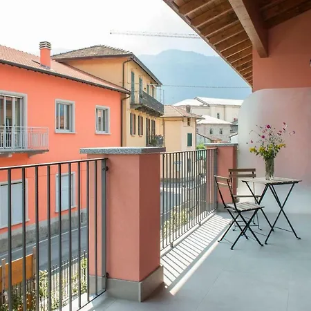Newcastle Sul Lario Box Como Lake Mandello del Lario